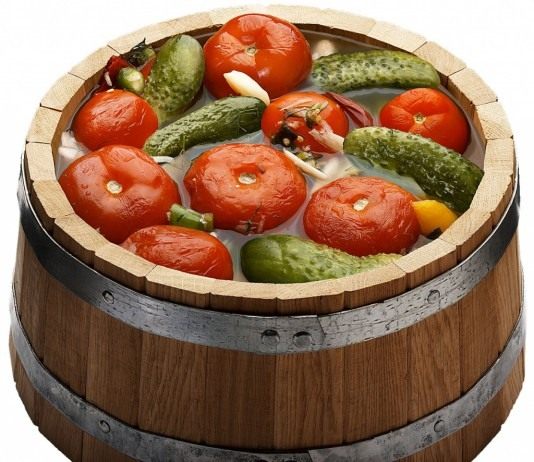 Заготовки на зиму по старинным рецептам. Часть 1-я - Консервирование и засолка Томаты квашенные с овощной смесью