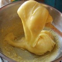 Продолжаем вытягивать массу