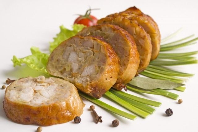 Домашняя колбаса из цыплёнка с перловой крупой
