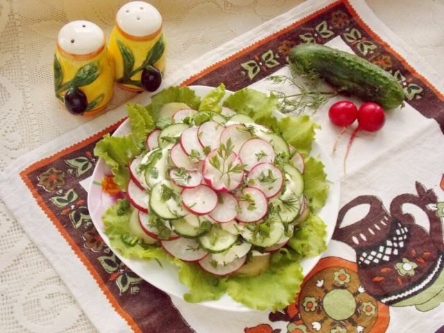 Весенний слоёный салат