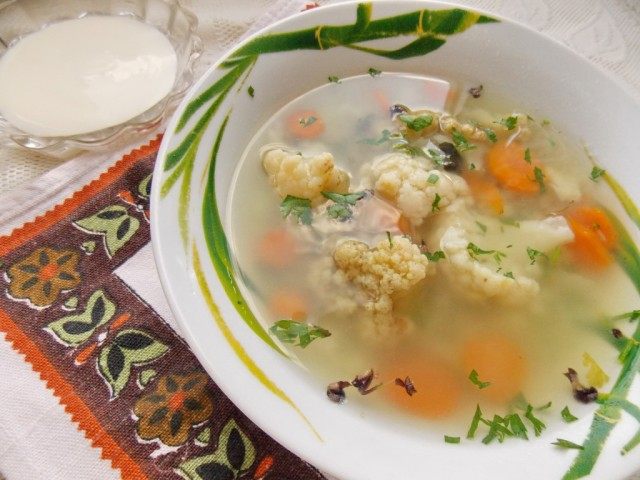 Суп с цветной капустой Суп с цветной капустой