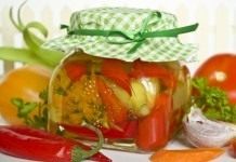 Ассорти из маринованных перцев