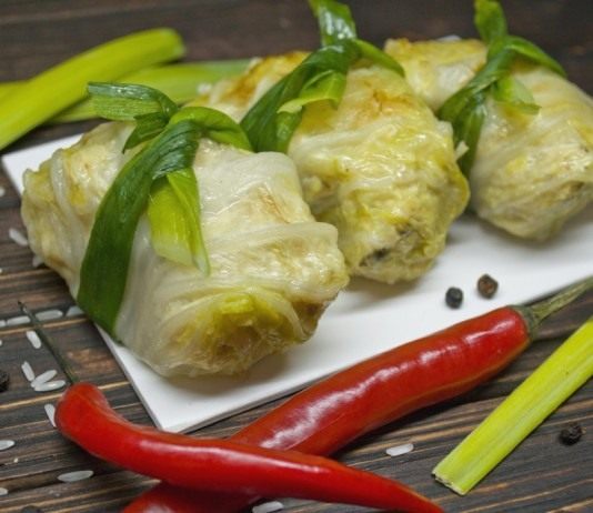 Голубцы в пекинской капусте