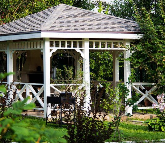 Беседка — сердце сада - Цветник и ландшафт Садовая беседка