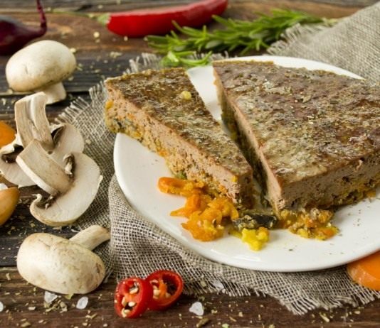 Печеночный паштет из говяжьей печени с грибами и овощами