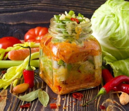 Слоёный салат из овощей на зиму - Рецепты Слоёный салат из овощей на зиму