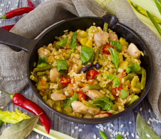 Солянка сборная с курицей и рисом арборио - Основные блюда и гарниры Солянка сборная с курицей и рисом арборио