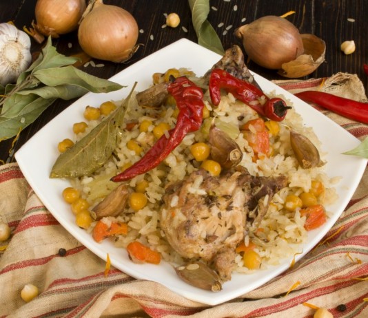 Плов с курицей и нутом