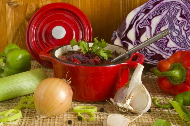 Борщ с красной капустой Борщ с красной капустой