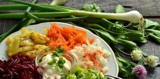 Салат из овощей с мясом «Радуга»