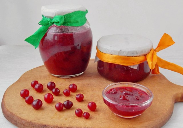 Клюква, протёртая с сахаром