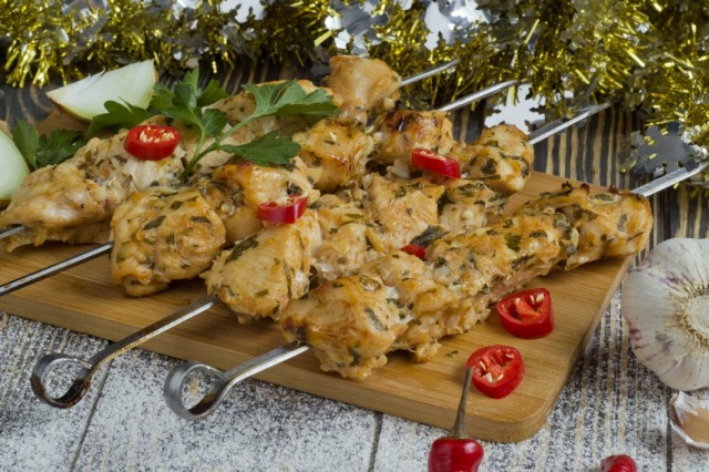 Шашлык из курицы в духовке Шашлык из курицы в духовке