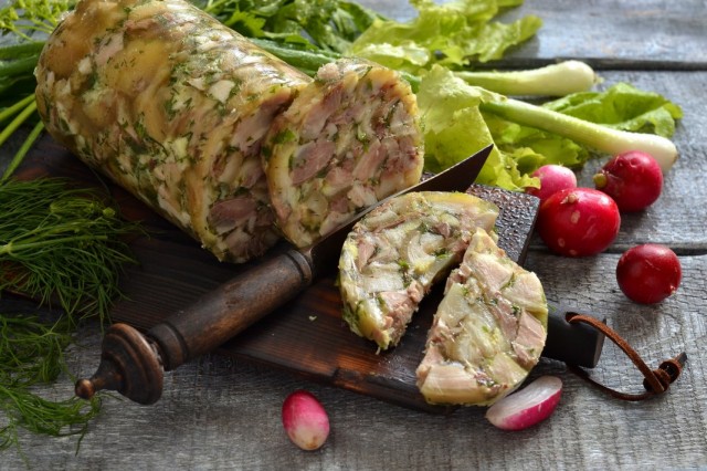 Холодец из свиной рульки в бутылке