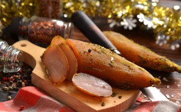 Домашние сыровяленые куриные грудки