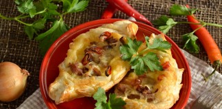 Слойки с мясом, картошкой и сыром