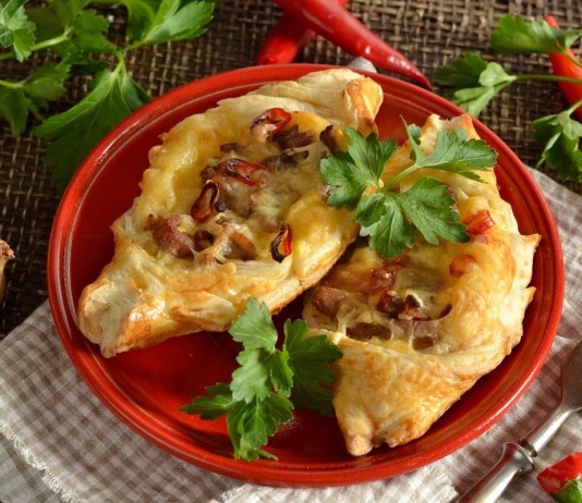 Слойки с мясом, картошкой и сыром