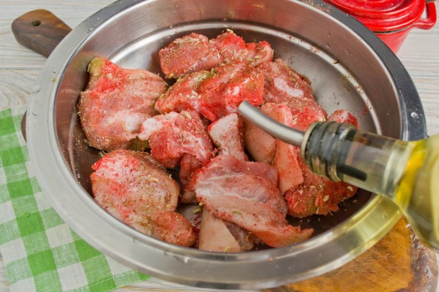 Поливаем свинину растительным мясом Поливаем свинину растительным мясом
