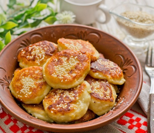 Сырники с бананом - Рецепты Сырники с бананом