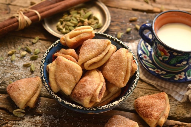 Творожное печенье с кардамоном и корицей