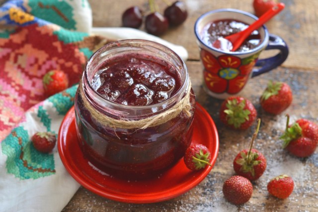 Клубничное варенье «Ягодка» Клубничное варенье «Ягодка»