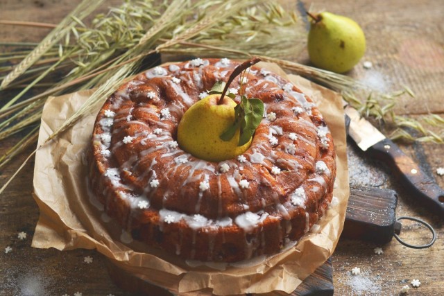 Пирог с грушами и яблоками Пирог с грушами и яблоками