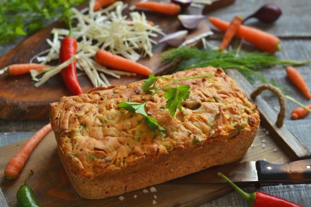 Вкусный пирог с капустой в духовке