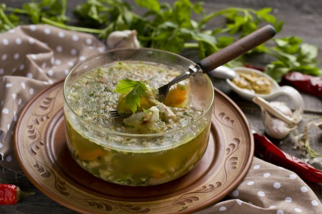 Заливное из курицы, или «диетический холодец» Заливное из курицы, или «диетический холодец»