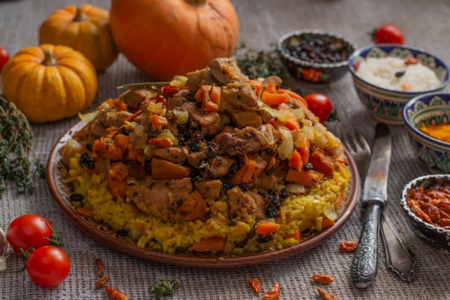 Рассыпчатый плов с тыквой и мясом по-азербайджански