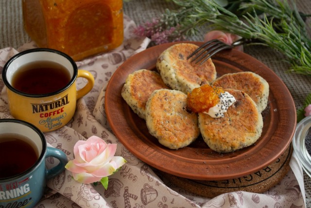 Сырники с маком и изюмом — вкус детства