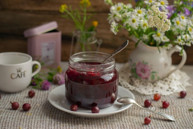 Вкусное варенье из красного крыжовника за 10 минут