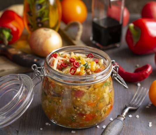 Аппетитная баклажанная икра без стерилизации и без варки - Постные блюда Аппетитная баклажанная икра без стерилизации и без варки