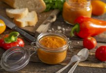Балканский овощной соус айвар из перца на зиму