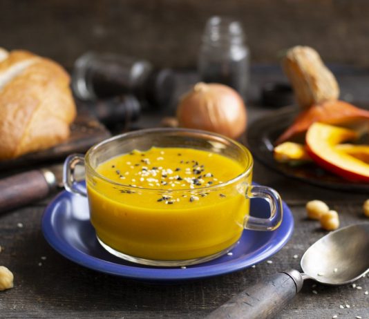 Согревающий крем-суп из тыквы с нутом - Постные блюда Согревающий крем-суп из тыквы с нутом