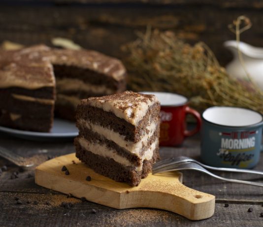 Изумительный шоколадный торт от Энди Шефа с кремом «Патисьер» - Рецепты Изумительный шоколадный торт от Энди Шефа с кремом «Патисьер»