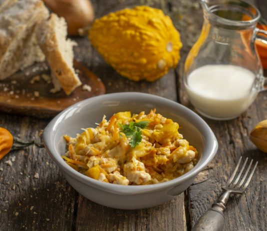 Курица с тыквой в молочном соусе — быстро и вкусно