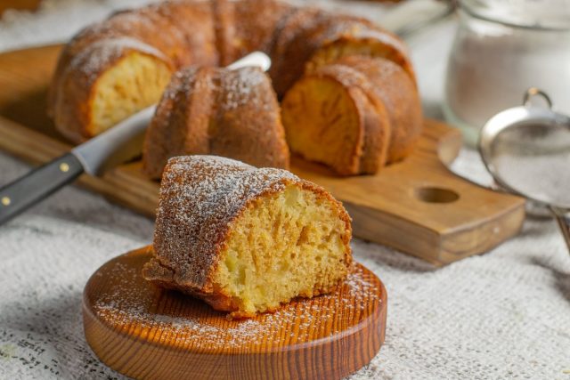 Ананасовый кекс из самых простых продуктов