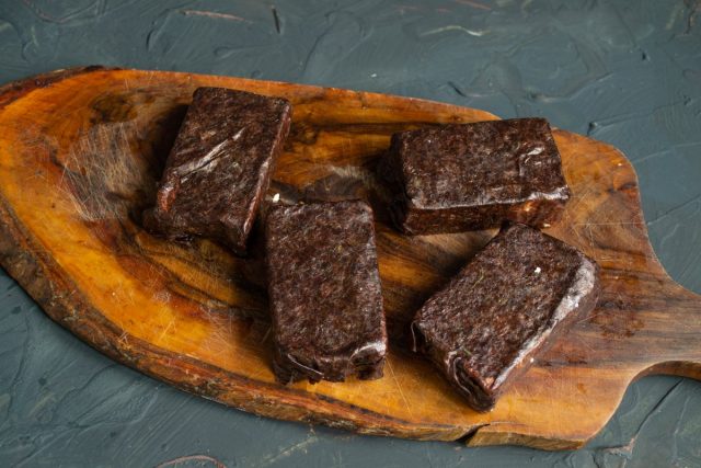 Упаковываем все кусочки сыра Упаковываем все кусочки сыра