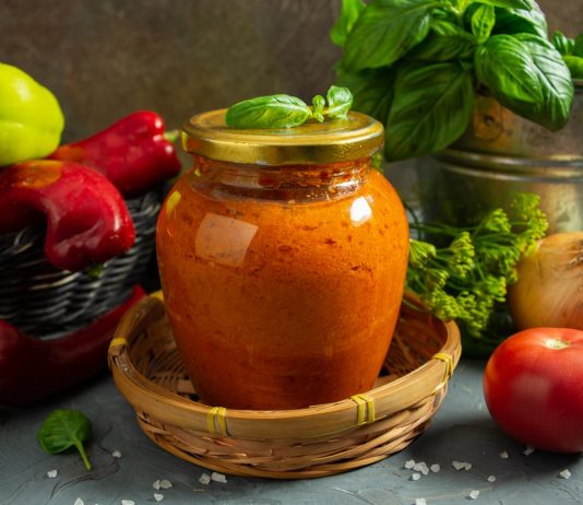 Ароматная икра из сладкого перца на зиму