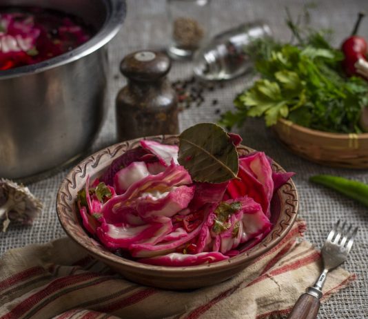 Пряная маринованная капуста по-гурийски без масла