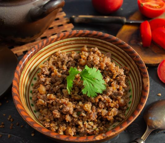 Гречка с фаршем по-купечески