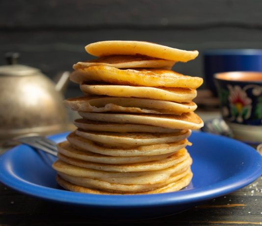 Банановые панкейки без яиц — быстрый и полезный завтрак