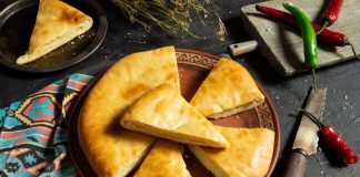 Хачапури по-имеретински — вкуснейшая грузинская выпечка