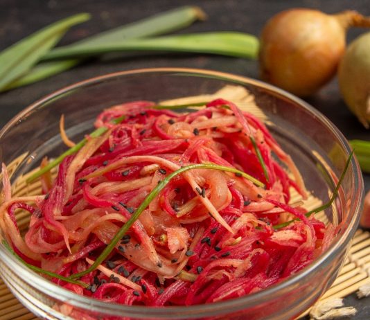 Арбузная редька по-корейски — пикантный овощной салат