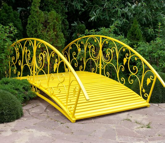 Садовый мостик — украшение любого участка - Интернет-магазин «ХитСад» Садовый мостик — украшение любого участка