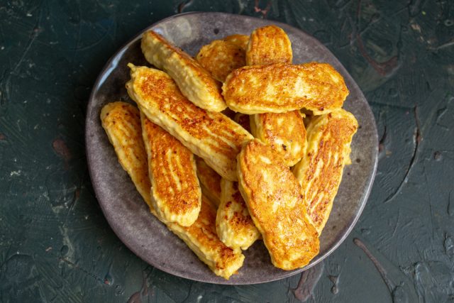 Домашние сосиски из куриного филе готовы