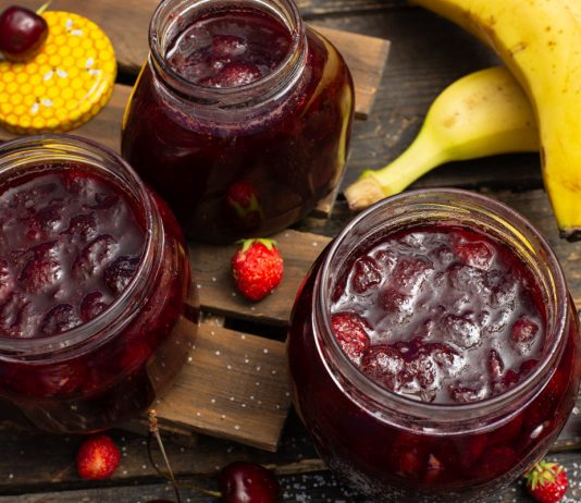 Ароматное варенье из земляники с бананом и мёдом - Рецепты Ароматное варенье из земляники с бананом и мёдом