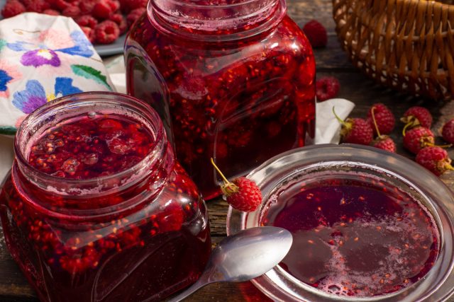 Яркое малиновое варенье с желатином