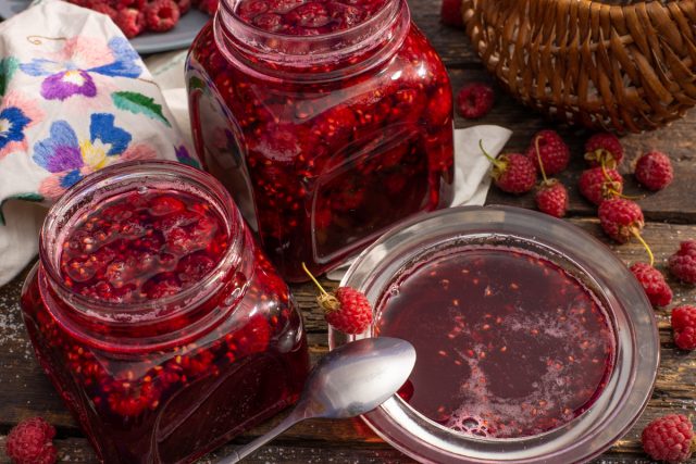 Яркое малиновое варенье с желатином