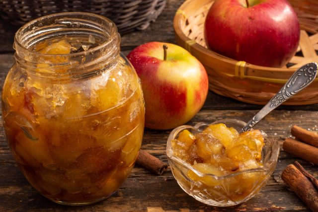 Густое яблочное варенье в духовке Густое яблочное варенье в духовке