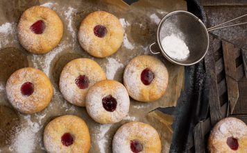 Вкусное песочное печенье: быстрый рецепт